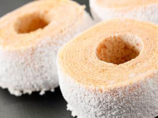 バームクーヘンBUNA（ブナ）みなかみ町に自生するブナをイメージしました。お取り