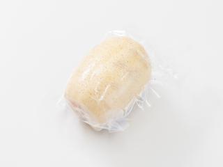 山口farmは新鮮な物を、新鮮なうちにお客様へお届けするために、真空パックで納品しております。