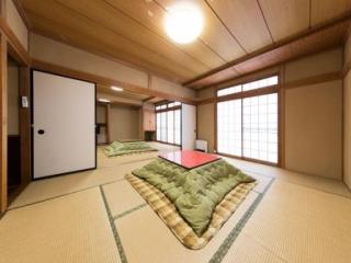 10畳二問和室部屋