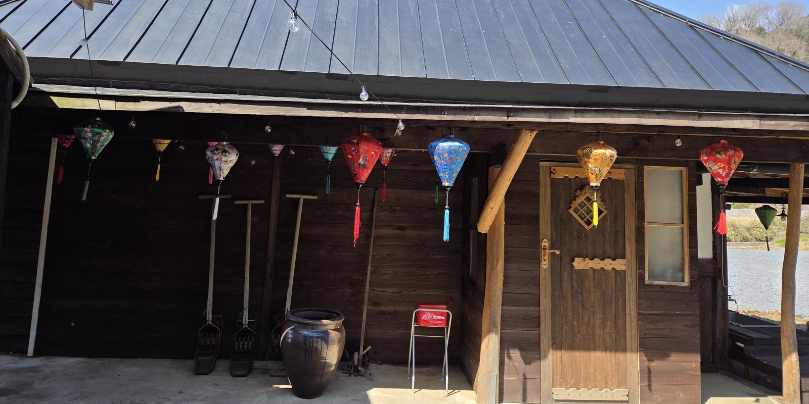 岡山県奈義町「彩灯りnagi riverside base」