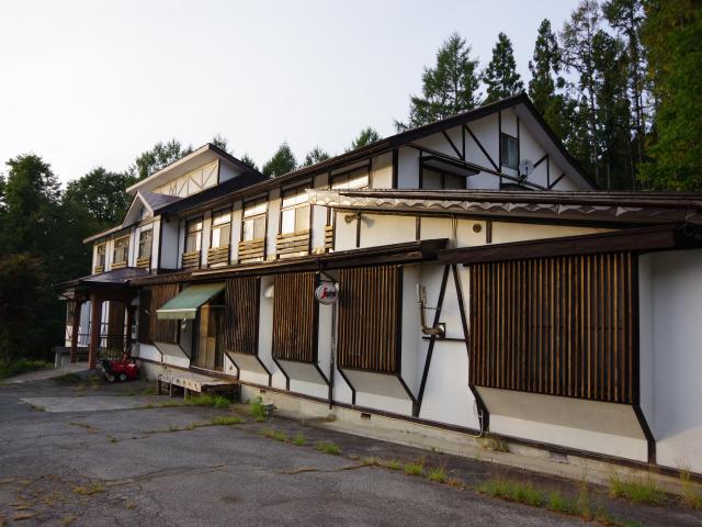 ロッヂ山の家宿泊(1泊夕朝2食付)
