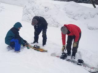 宝台樹スキー場で遊ぶ冬のボードレッスンみなかみアウトドアセンター