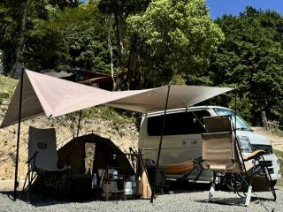 平地山林ビュー区画キャンプサイト