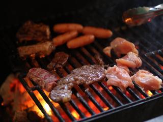 夜は豪華BBQ 佐渡のキャンプ場 Sado Camp