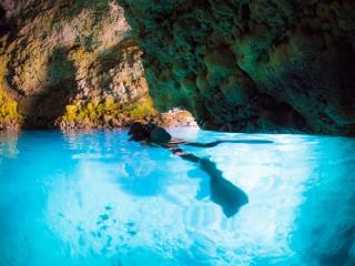 【完全貸切】沖縄で人気NO1「青の洞窟」・体験ダイビング イメージ2