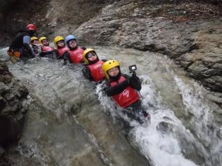 水上の水しぶきを浴びて爽快に遊んじゃおう(^^♪