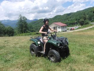 水上の水しぶきを浴びて爽快に遊んじゃおう(^^♪